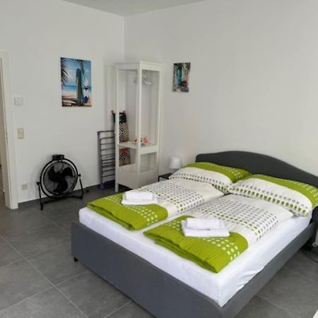 Klein Aber Fein Mit Terrasse Appartement Wenen Buitenkant foto